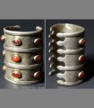 982 - VENDUTO -Antico bracciale turcomanno, argento, agata, bronzo,18th-19th secolo, Turkmenistan